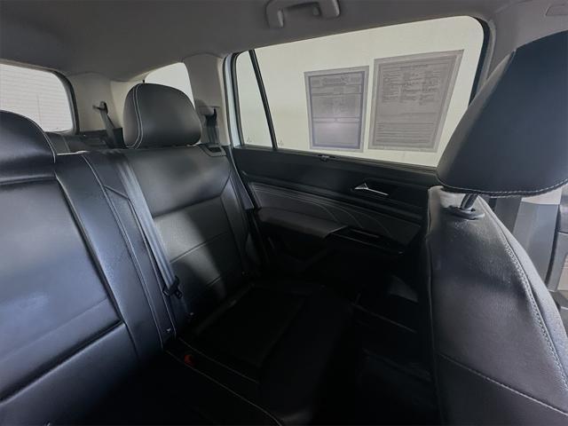 Photo of 2021 White Volkswagen Atlas