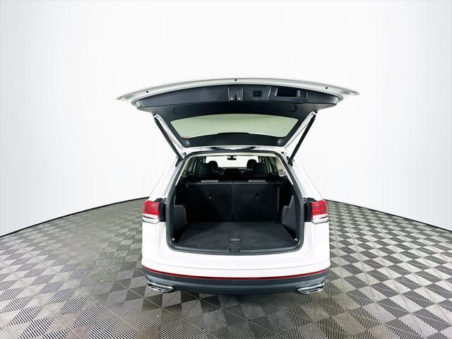Photo of 2021 White Volkswagen Atlas