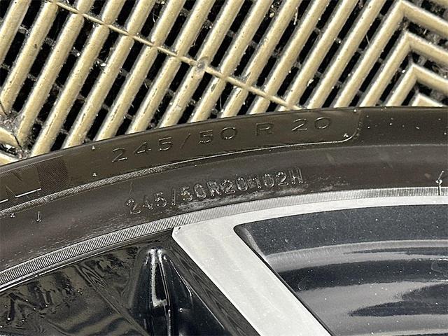 Photo of 2020 Lunar Silver Metallic Honda Pilot