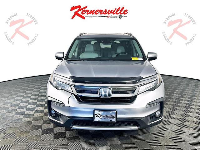 Photo of 2020 Lunar Silver Metallic Honda Pilot