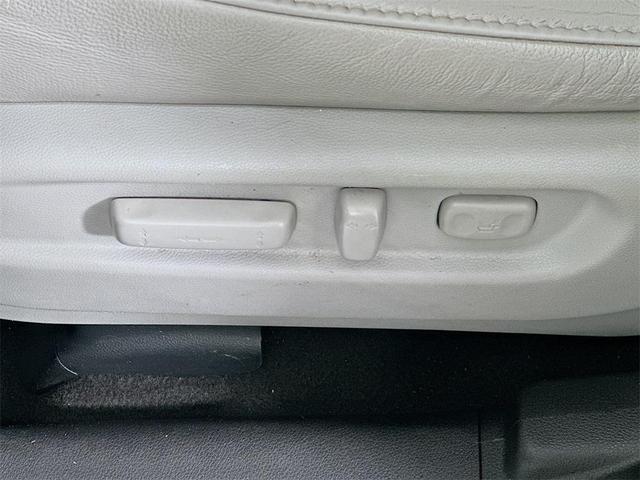 Photo of 2020 Lunar Silver Metallic Honda Pilot