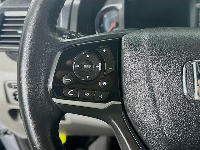 Photo of 2020 Lunar Silver Metallic Honda Pilot