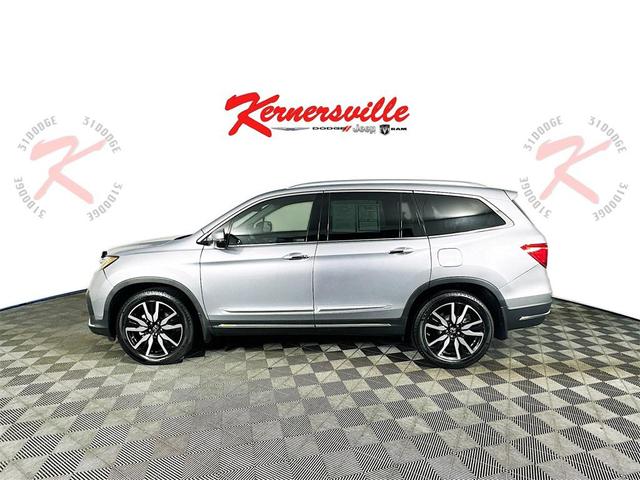 Photo of 2020 Lunar Silver Metallic Honda Pilot