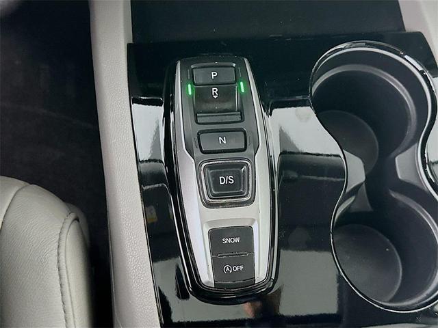 Photo of 2020 Lunar Silver Metallic Honda Pilot