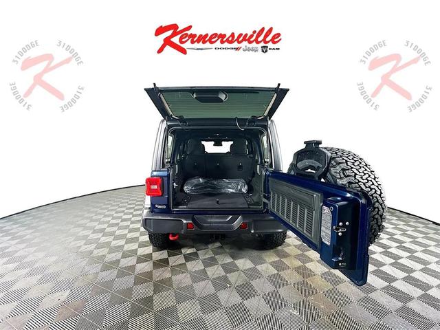 Photo of 2025 Fathom Blue Pearlcoat Jeep Wrangler
