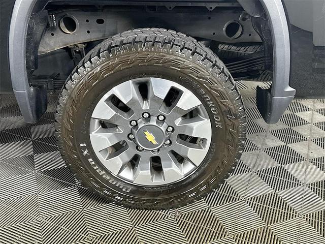 Photo of 2023 Black Chevrolet Silverado 2500