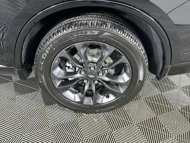 Photo of 2025 DB Black Clearcoat Dodge Durango