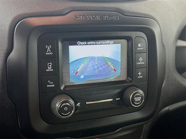 Photo of 2016 Black Jeep Renegade
