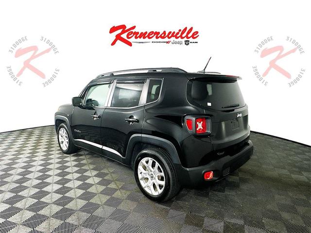 Photo of 2016 Black Jeep Renegade