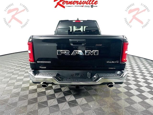 Photo of 2025 Diamond Black Crystal Pearlcoat RAM 1500