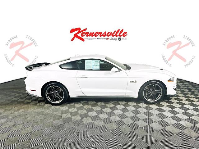 Photo of 2021 Oxford White Ford Mustang