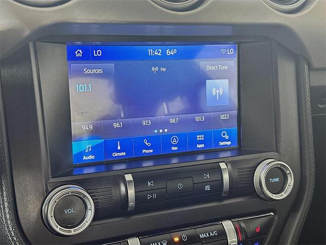 Photo of 2021 Oxford White Ford Mustang