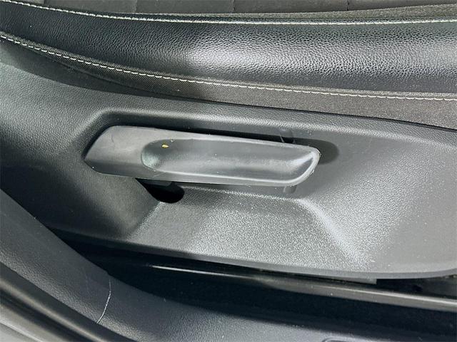Photo of 2023 Silver Metallic Volkswagen Taos