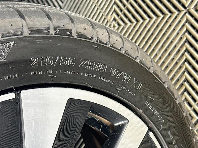 Photo of 2023 Silver Metallic Volkswagen Taos