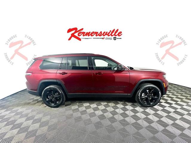 Photo of 2025 Velvet Red Pearlcoat Jeep Grand Cherokee L