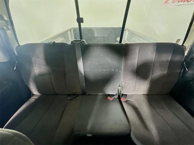 Photo of 2003 Bright Silver Metallic Clearcoat Dodge Ram 2500