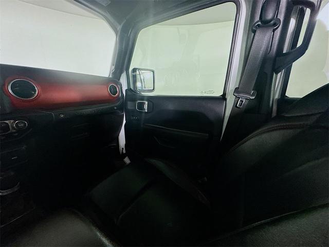 Photo of 2019 Bright White Clearcoat Jeep Wrangler Unlimited