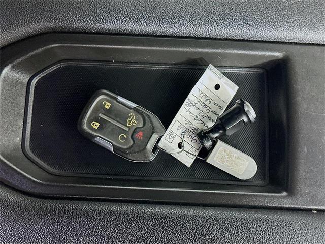 Photo of 2022 Summit White Chevrolet Silverado 2500