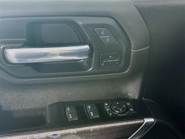 Photo of 2022 Summit White Chevrolet Silverado 2500
