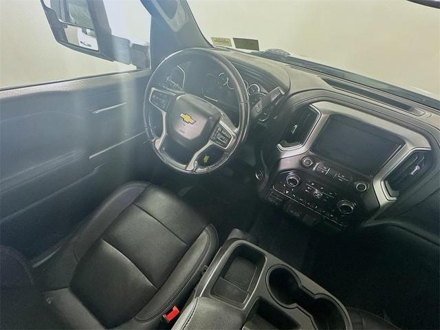 Photo of 2022 Summit White Chevrolet Silverado 2500