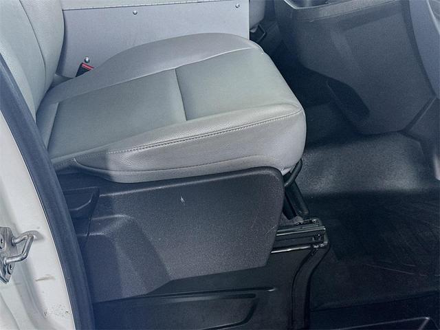 Photo of 2018 Oxford White Ford Transit-250