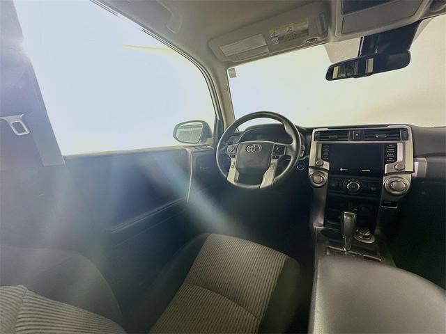 Photo of 2022 White Toyota 4Runner