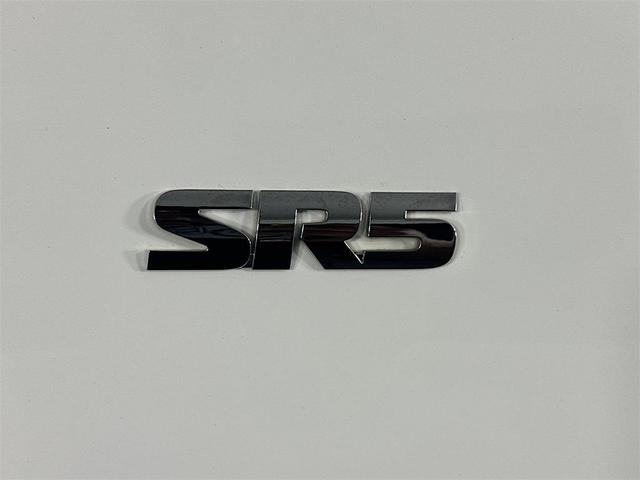 Photo of 2022 White Toyota 4Runner