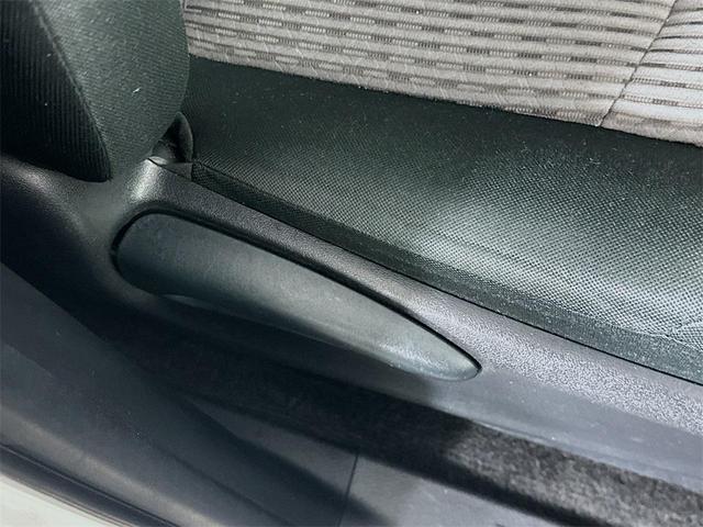 Photo of 2022 White Toyota 4Runner