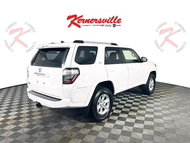 Photo of 2022 White Toyota 4Runner