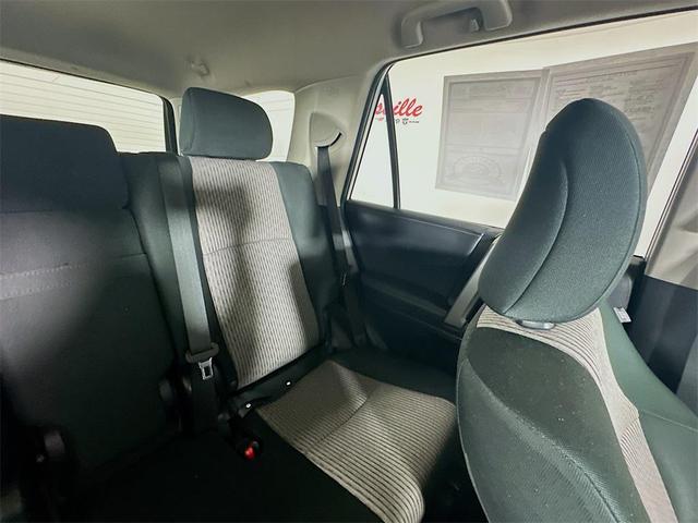 Photo of 2022 White Toyota 4Runner