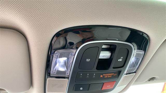 Photo of 2024 Amazon Gray Hyundai TUCSON Hybrid