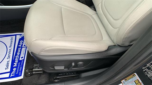 Photo of 2024 Amazon Gray Hyundai TUCSON Hybrid