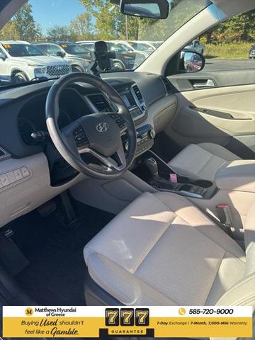 Photo of 2016 Coliseum Grey Hyundai TUCSON
