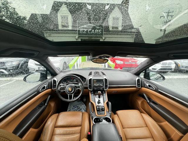 Photo of 2016  Porsche Cayenne