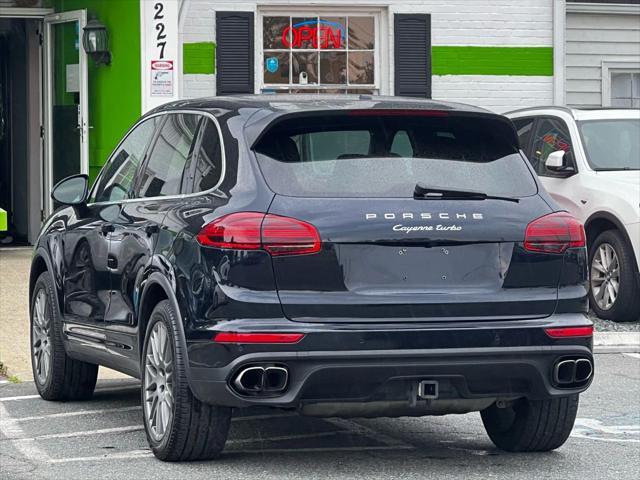 Photo of 2016  Porsche Cayenne