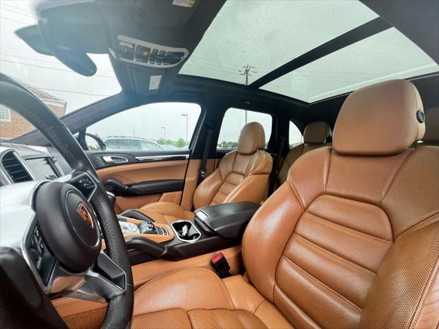 Photo of 2016  Porsche Cayenne