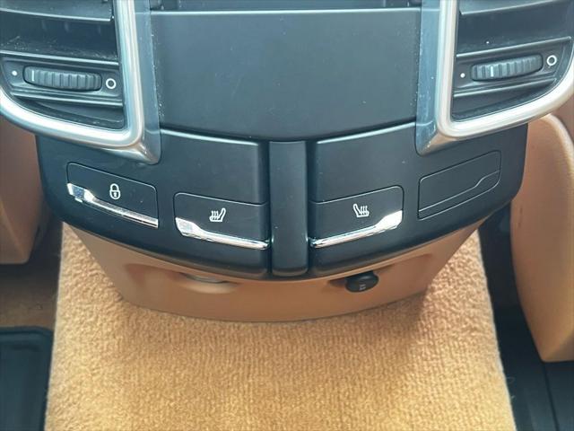Photo of 2016  Porsche Cayenne