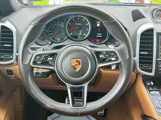 Photo of 2016  Porsche Cayenne