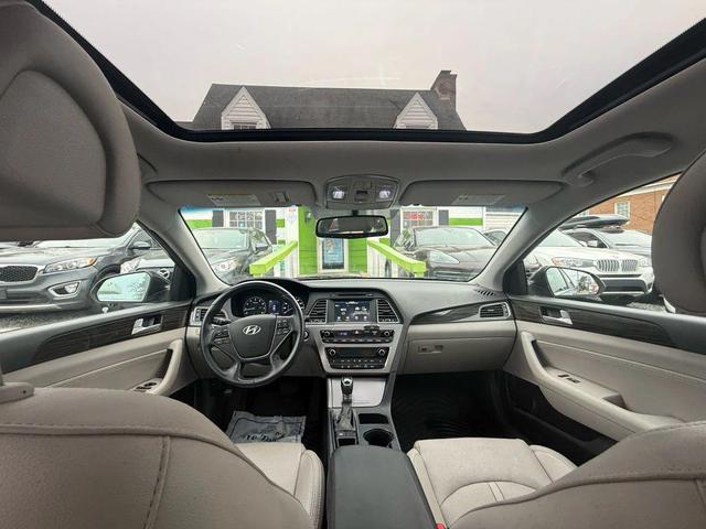 Photo of 2016  Hyundai SONATA