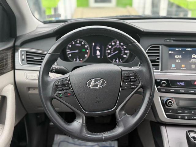 Photo of 2016  Hyundai SONATA