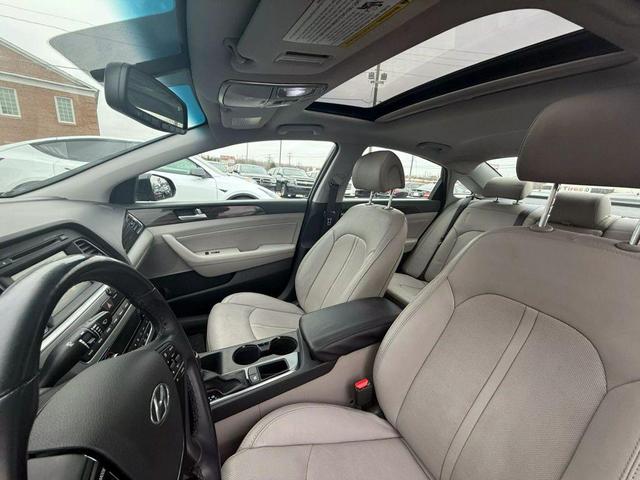 Photo of 2016  Hyundai SONATA