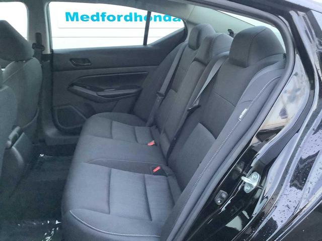 Photo of 2023 Black Nissan Altima