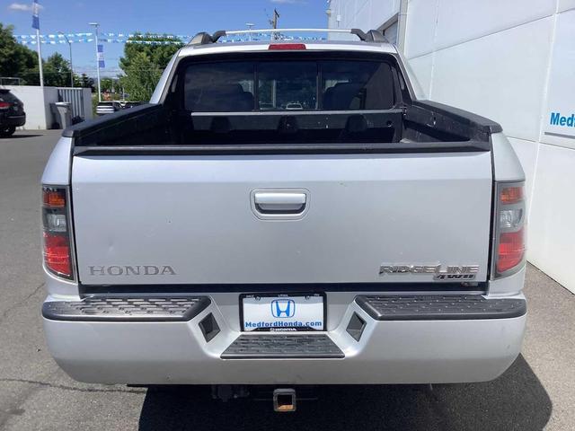 Photo of 2008 Silver Honda Ridgeline