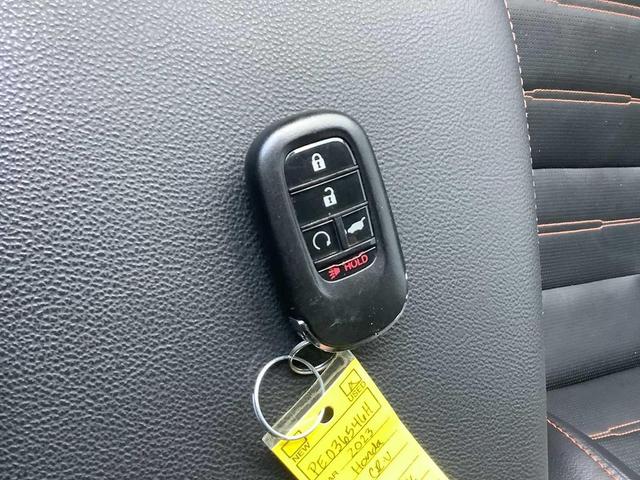 Photo of 2023 Crystal Black Pearl Honda CR-V Hybrid