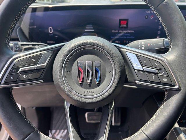 Photo of 2024 Summit White Buick Envision