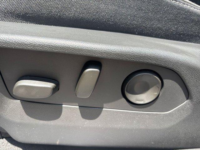 Photo of 2024 Summit White Buick Envision
