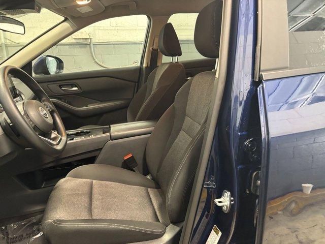 Photo of 2024 Deep Ocean Blue Nissan Rogue