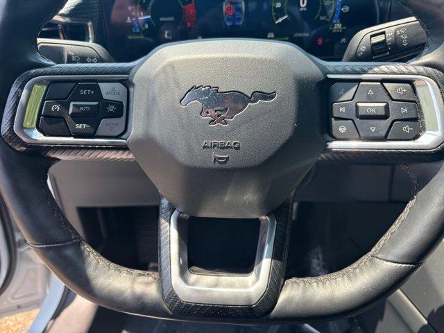 Photo of 2024 Oxford White Ford Mustang