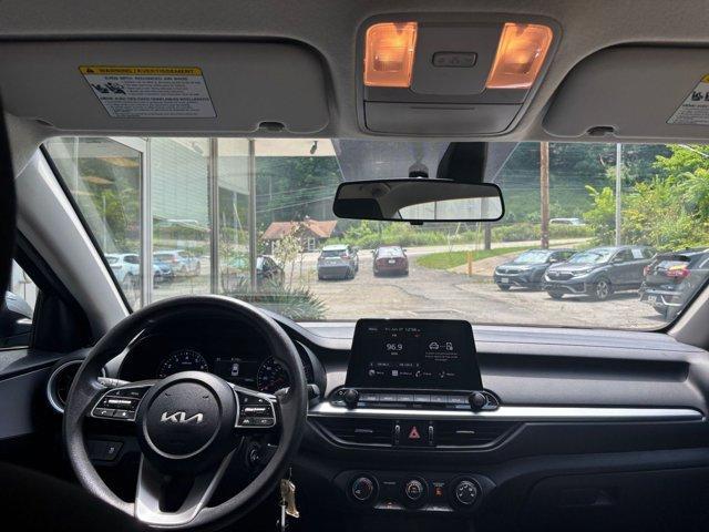 Photo of 2024 Steel Gray Kia Forte