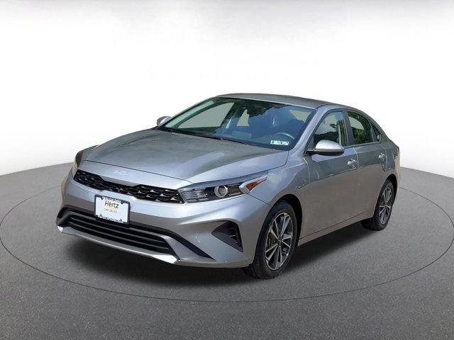 Photo of 2024 Steel Gray Kia Forte